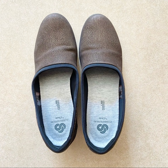 Clarks - Cloudstepper Heel Shoes - Bronze - Picture 3 of 7